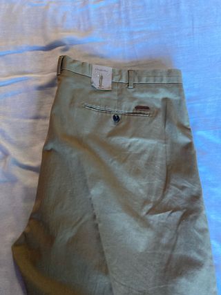 pantalón chino