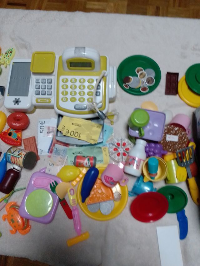 Lote infantil cajero y accesorios