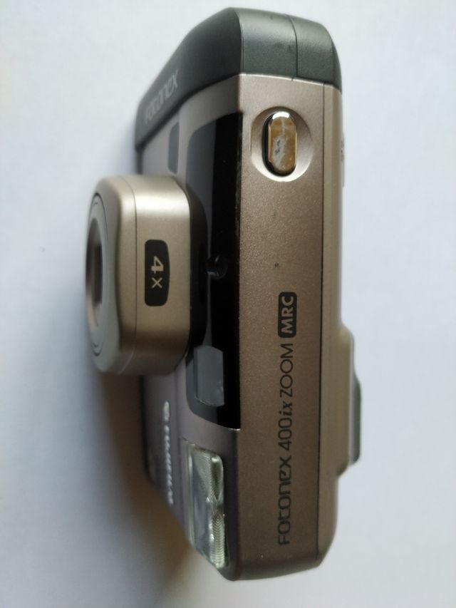 Cámara fotográfica Fujifilm 400ix zoom M