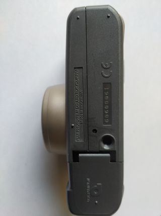 Cámara fotográfica Fujifilm 400ix zoom M