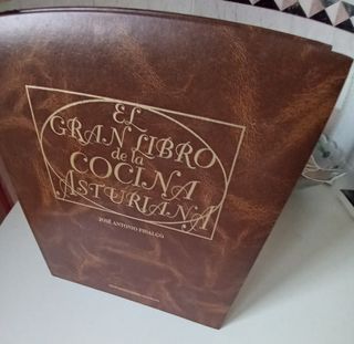 El gran libro de la cocina asturiana