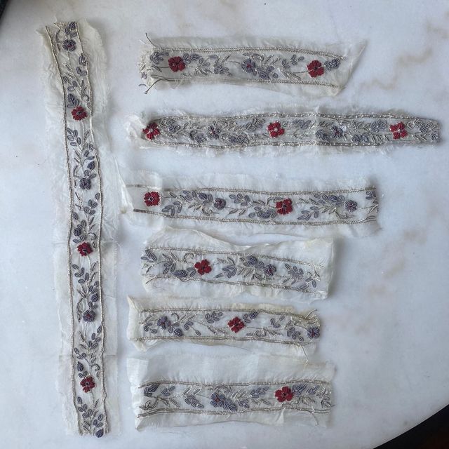 Passamanerie vintage con ricami