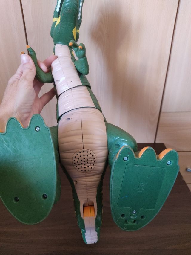 LOTE de 3 dinosaurios de juguete grandes