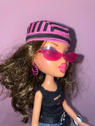 Bratz Treasures Yasmin Pirate Doll
