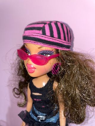 Bratz Treasures Yasmin Pirate Doll