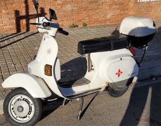 moto vespa 125.ITV y seguro vigente hasta 2026 Nov