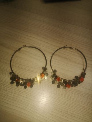 Pendientes aro abalorios 