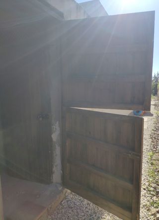 Puerta box de establo