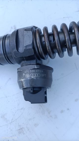 Inyector Volkswagen T5
