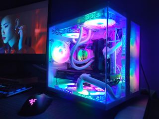 PC GAMING CUSTOM I5 11600 X 6700XT 12GB 32GB RAM