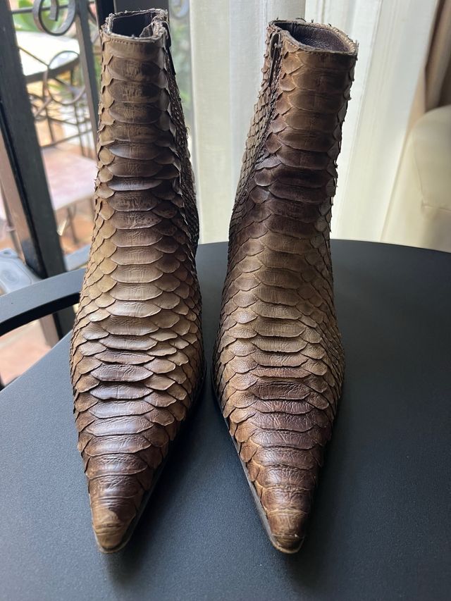 Botas piel de serpiente natural