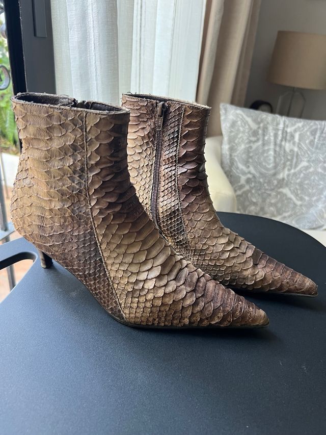 Botas piel de serpiente natural