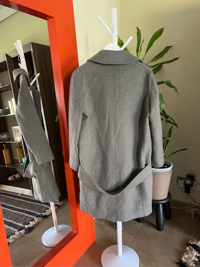 Abrigo oversize gris. Bimba y Lola. Oportunidad