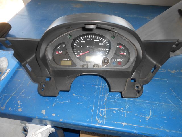 Cuenta km Suzuki Burgman 400 2001