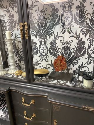 Vitrina restaurada de los años 50