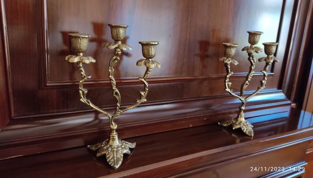 Candelabros de bronce 