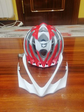  Casco CATLIKE