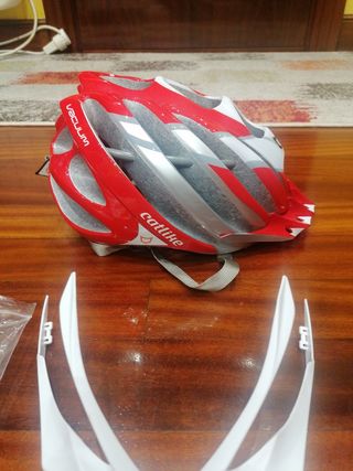 Casco CATLIKE