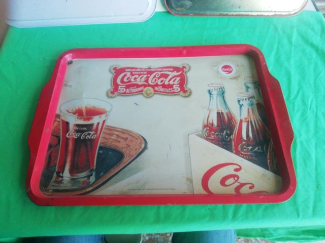 3 bandejas de COCA-COLA una de worldcup Usa 94