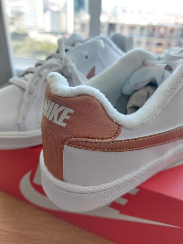 T38 Nike Nuevos Court Royale