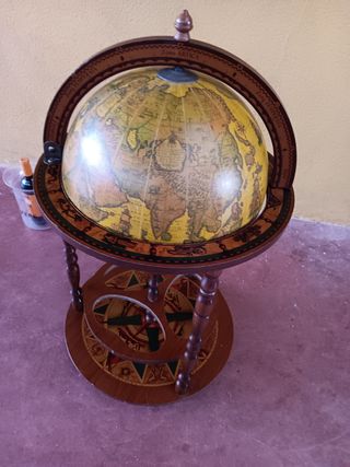 Botellero,  mueble bar.