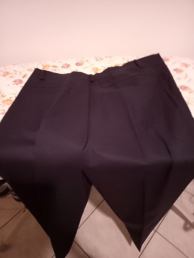 Pantaloni donna
