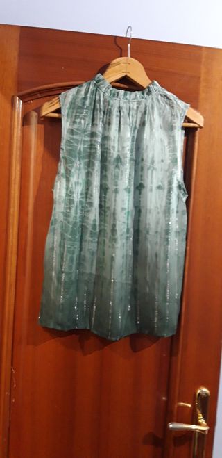 Blusa Desigual Talla L NUEVA CON ETIQUET