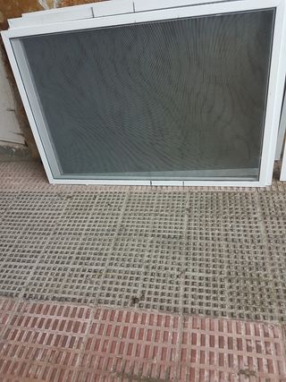 MOSQUITERAS CORREDERAS DE ALUMINIO , CAMBIO POR AL