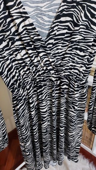 Vestido cebra Pull&Bear
