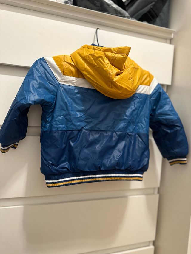 Cazadora dos tres años reversible azul