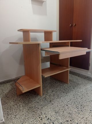 Escritorio rinconero