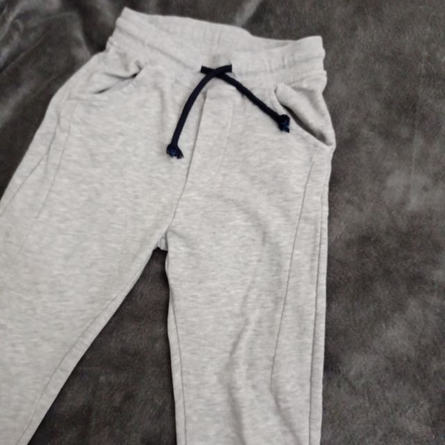 Pantaloni sportivi da bambini