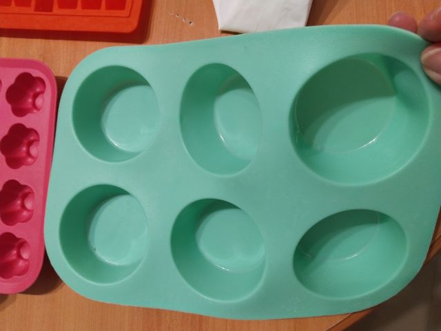 Cubiteras+molde jabón+molde gofres+manga past