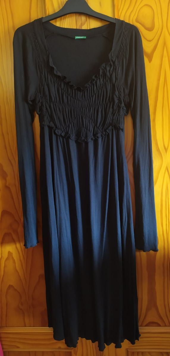 Talla M (38) mujer. Vestido negro a estrenar Benet