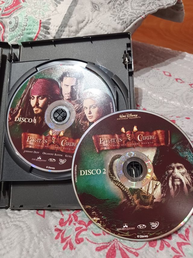 DVD Piratas Caribe - Cofre hombre