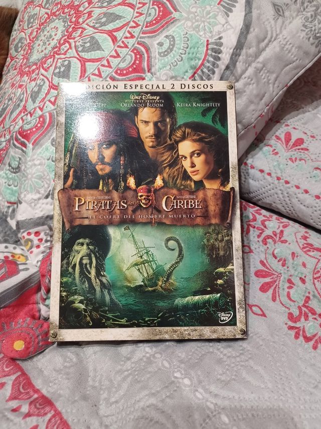 DVD Piratas Caribe - Cofre hombre