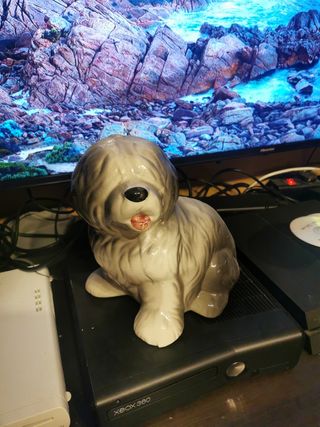 figura grande perro unos 25x25 cm