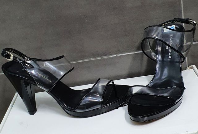 Sandalia tacón Balenciaga