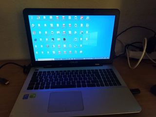 Asus i7 Ordenador Portátil 