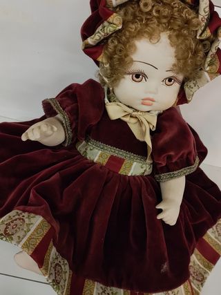 Bambola porcellana grande