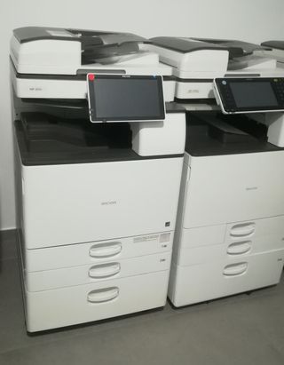 FOTOCOPIADORA RICOH MP 3055 Blanc y negro.