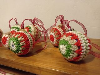 Juego 7 bolas Navidad Crochet