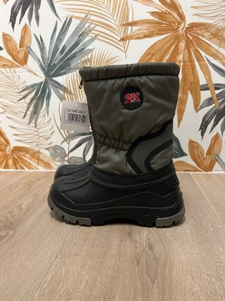 Botas 2k para niños talla 29