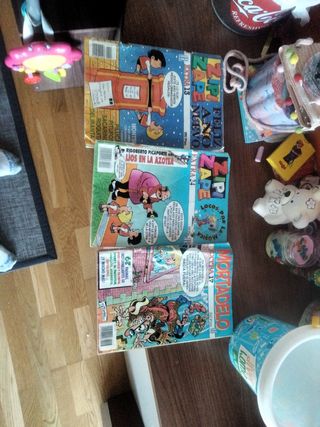 Extras mortadelo y zipi y zape