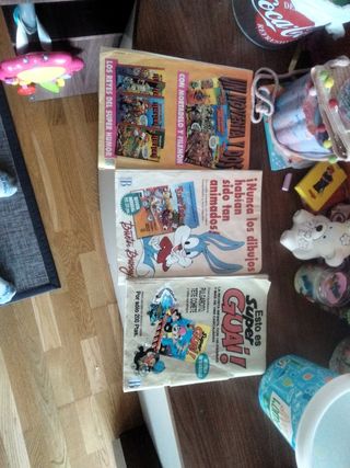 Extras mortadelo y zipi y zape