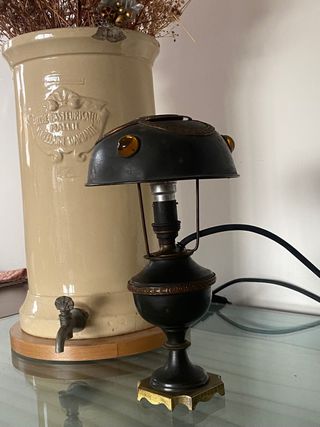 ANTIGUA LAMPARA DE MESA CON PEDRERIA 40s