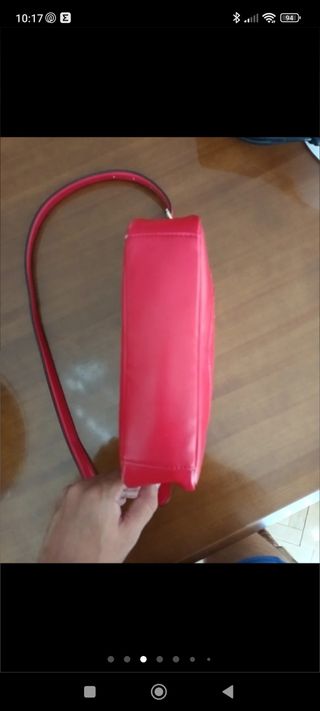 Bolso bandolera Guess rojo