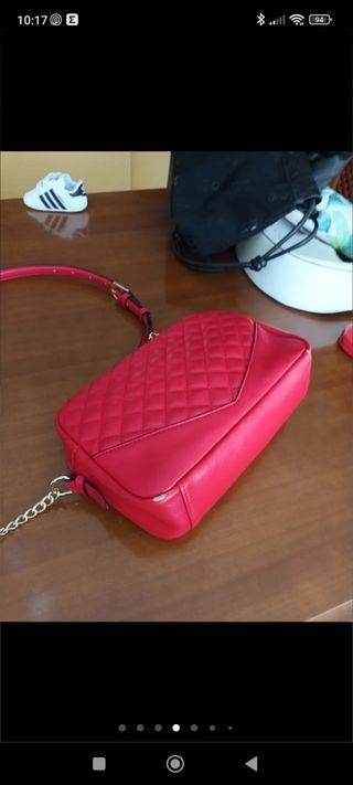 Bolso bandolera Guess rojo
