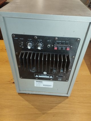 subwoofer activo