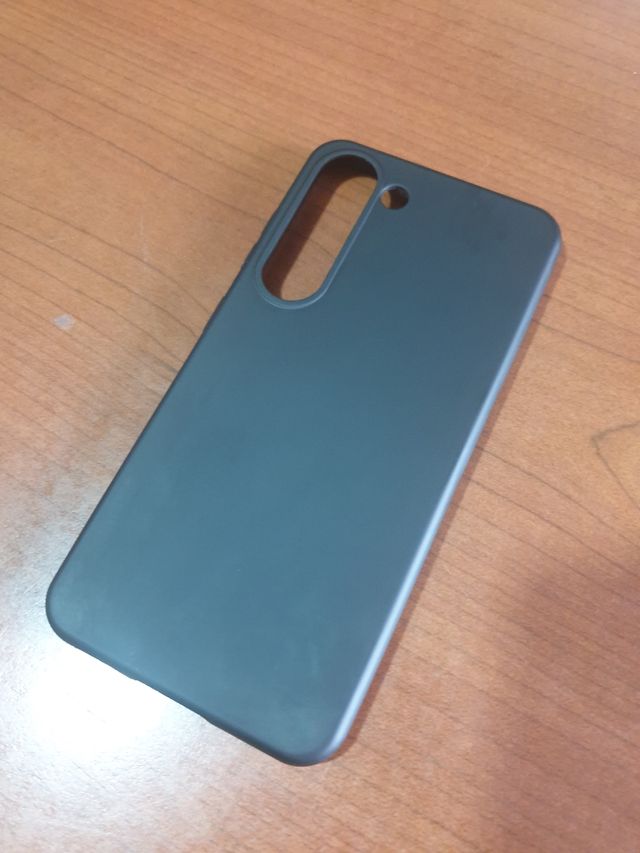 Cover Vellutata Nera Galaxy S23 - Come NUOVA!